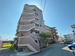 パール・グレイス【1階】の外観