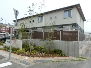 シャーメゾン明里【2階】の外観