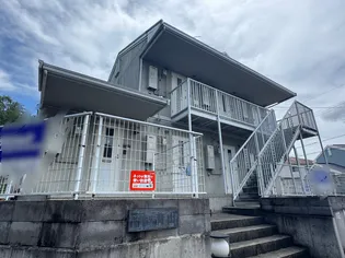 ビベレデ青山【202号室】の外観