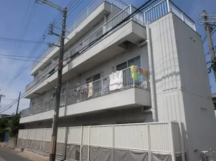 ファーストハウス【3階】の外観