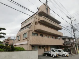 ベネフィス魚住IIの画像