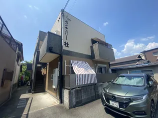 センチュリー社の画像