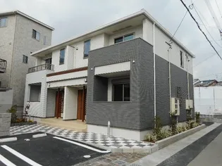 ラインハート【2階】の外観