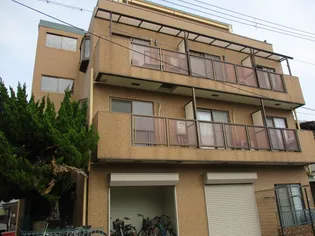 チャイナベル【2階】の外観