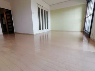 リーベンハイツ【4階】の居間