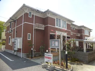 シンヴィオシスD【2階】の外観