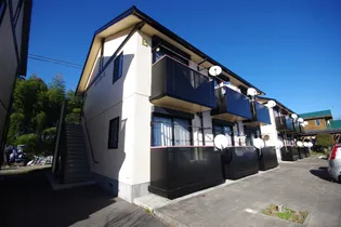 グレナデンB棟【1階】の外観