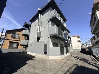 クイーンヤード長束の画像