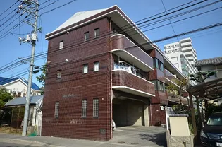 ロイヤルヨシヤマ【2階】の外観