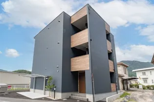 マルベリーフィールド伴東【1階】の外観