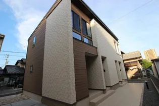 LiberoY1【1階】の外観