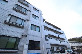 サンパレス温品【1階】の外観