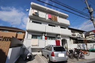 コーポ間【204号室】の外観