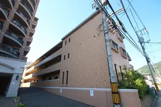 ベネッセヤマモトの画像