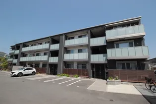 ラ グラースNの画像