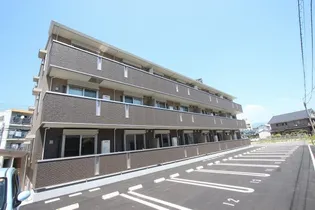 パインコートにほの画像