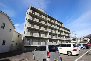 プラザMAC【3階】の外観