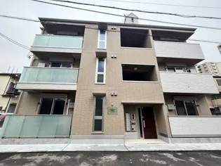 トリシア ヒナの画像