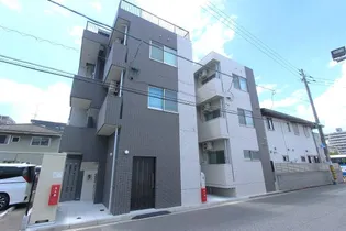 FORTUJINA Eの画像