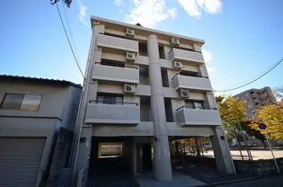 エステート6の画像