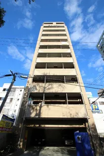 第17友建ビルの外観