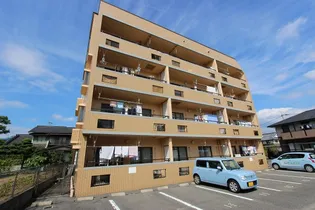 サンリット船本の画像