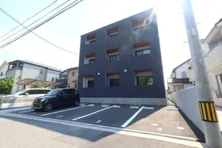 アレフガルド楽々園【2階】の外観