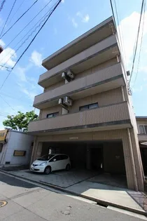 ネスト翠の外観