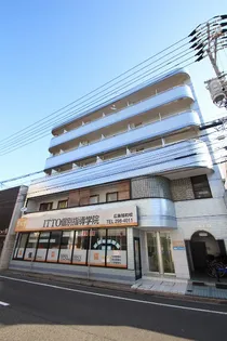 ラポルト旭【3階】の外観