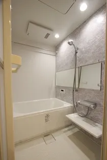 サリオス段原日出【2階】の風呂