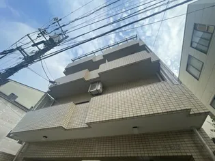 沖本ビルの外観