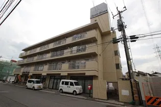 クワモトビルの画像