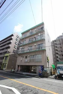 アルバダビルの外観