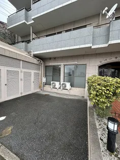 リバーサイド三滝【1階】の外観