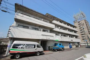 メゾンド山﨑【3階】の外観