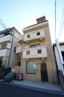 メタリック ビィラの画像