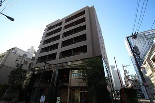 カサヴェルデ八丁堀の外観