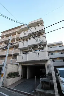 川本ビルの外観