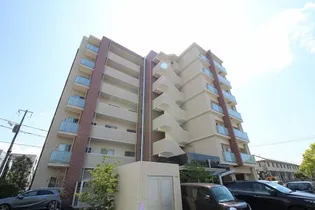 エスト クローネの画像