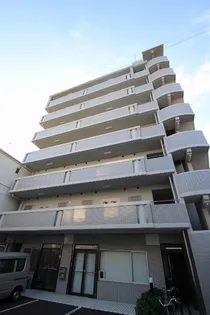 アクシス比治山の外観