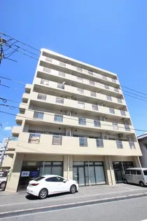 ファミール光町の外観