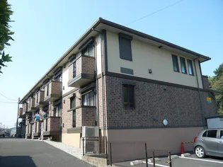 エストレージャの外観