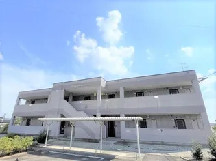 カトルズピエスの外観