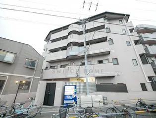 ベルジュネスの外観