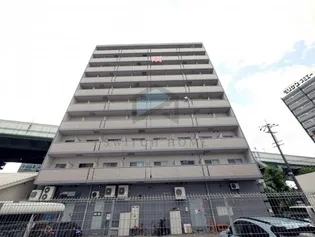 グランドゥルイ【7階】の外観