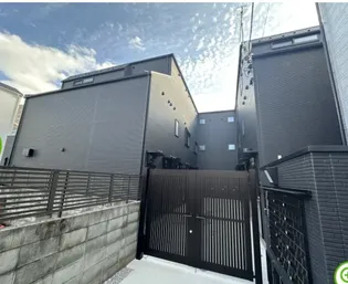 マーレ十条の外観