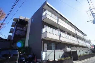 リブリアバンセの外観