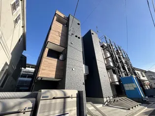 CB大宮レフィナの外観