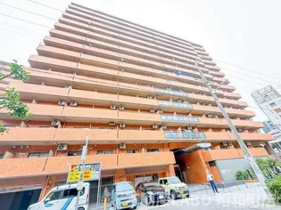 ライオンズシティ難波南の外観