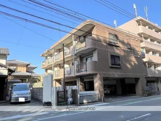 ドゥフォーレ神宮【3階】の外観